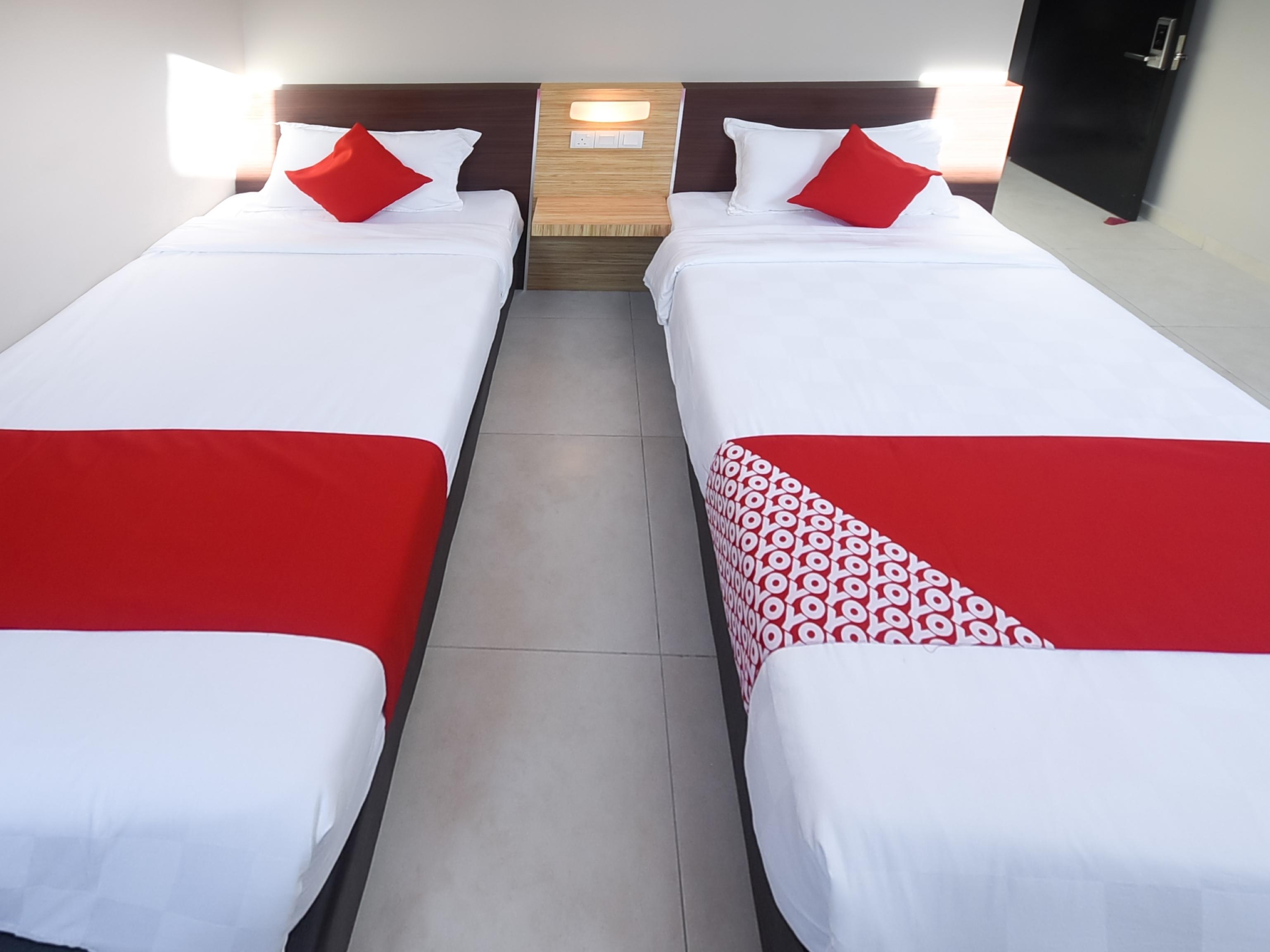 Oyo 1023 La Mirina Boutique Inn מראה חיצוני תמונה