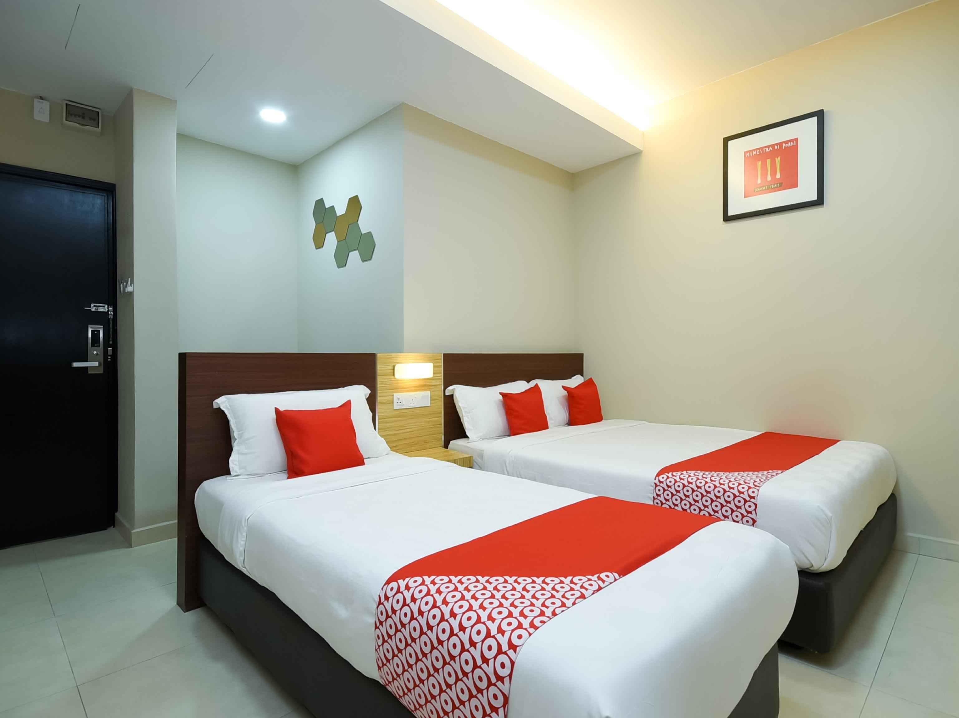 Oyo 1023 La Mirina Boutique Inn מראה חיצוני תמונה