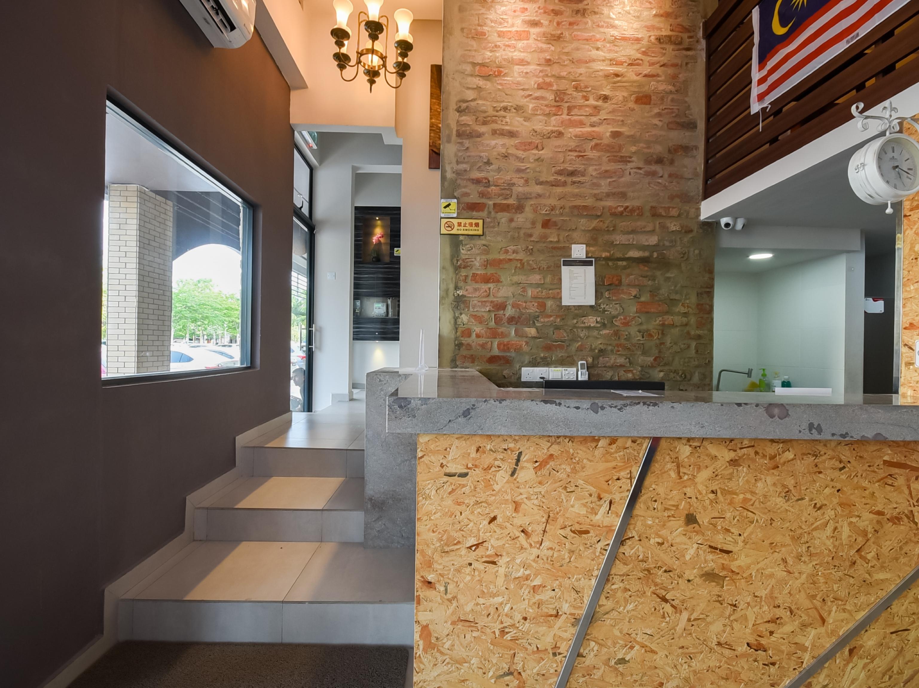 Oyo 1023 La Mirina Boutique Inn מראה חיצוני תמונה