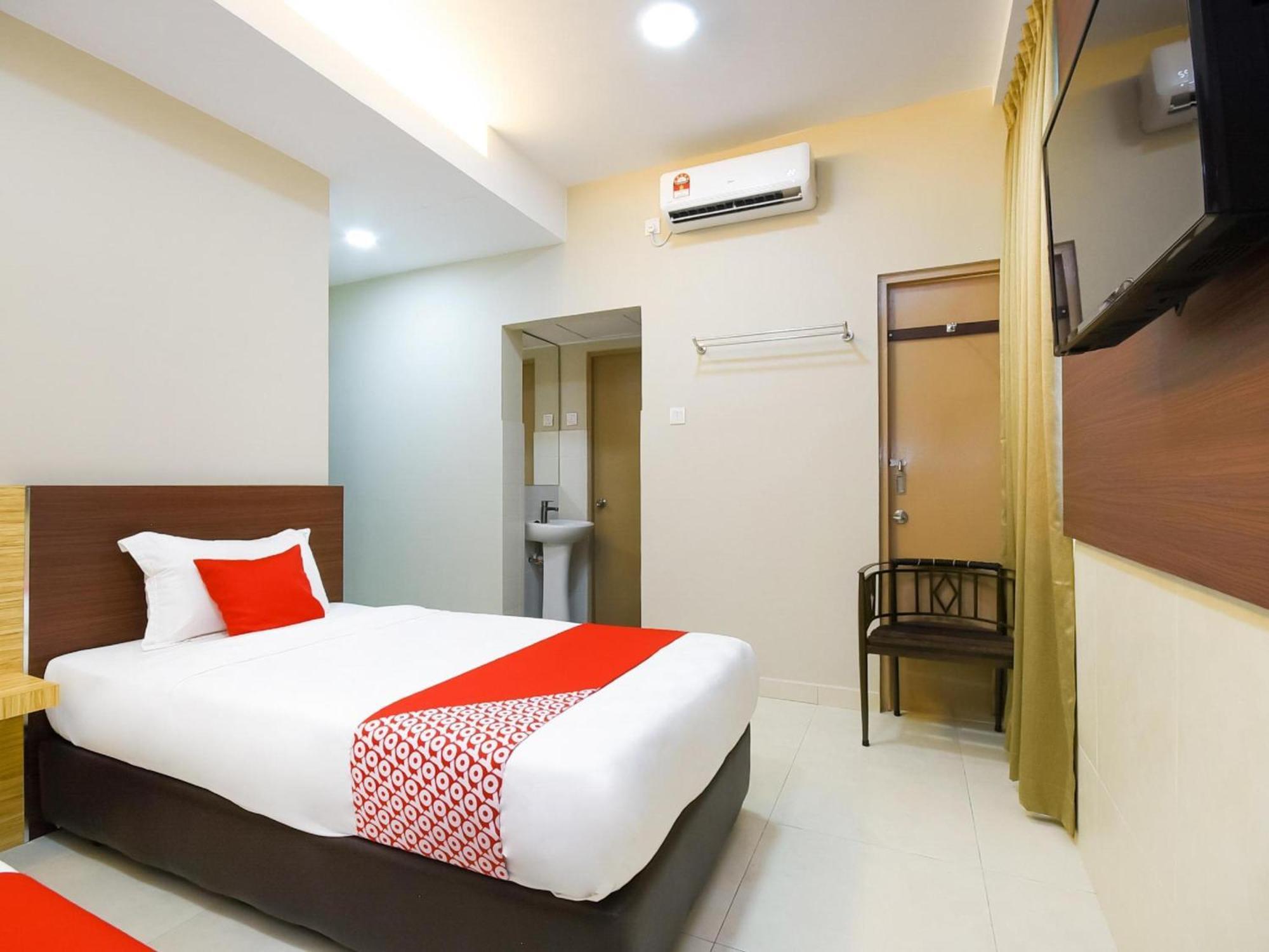 Oyo 1023 La Mirina Boutique Inn מראה חיצוני תמונה