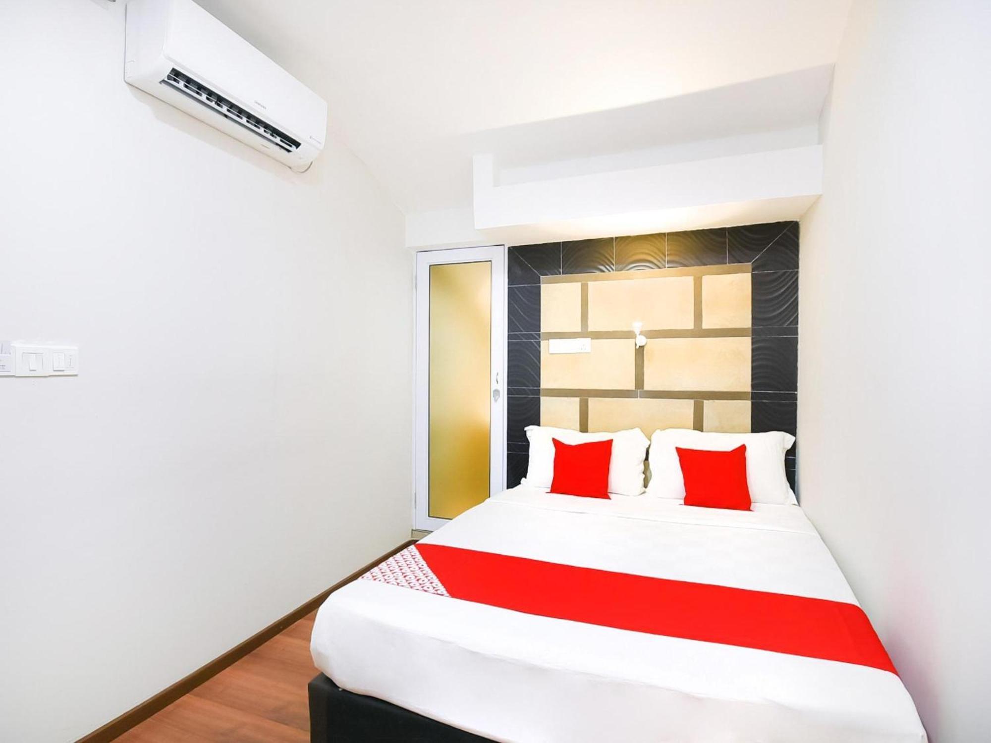 Oyo 1023 La Mirina Boutique Inn מראה חיצוני תמונה
