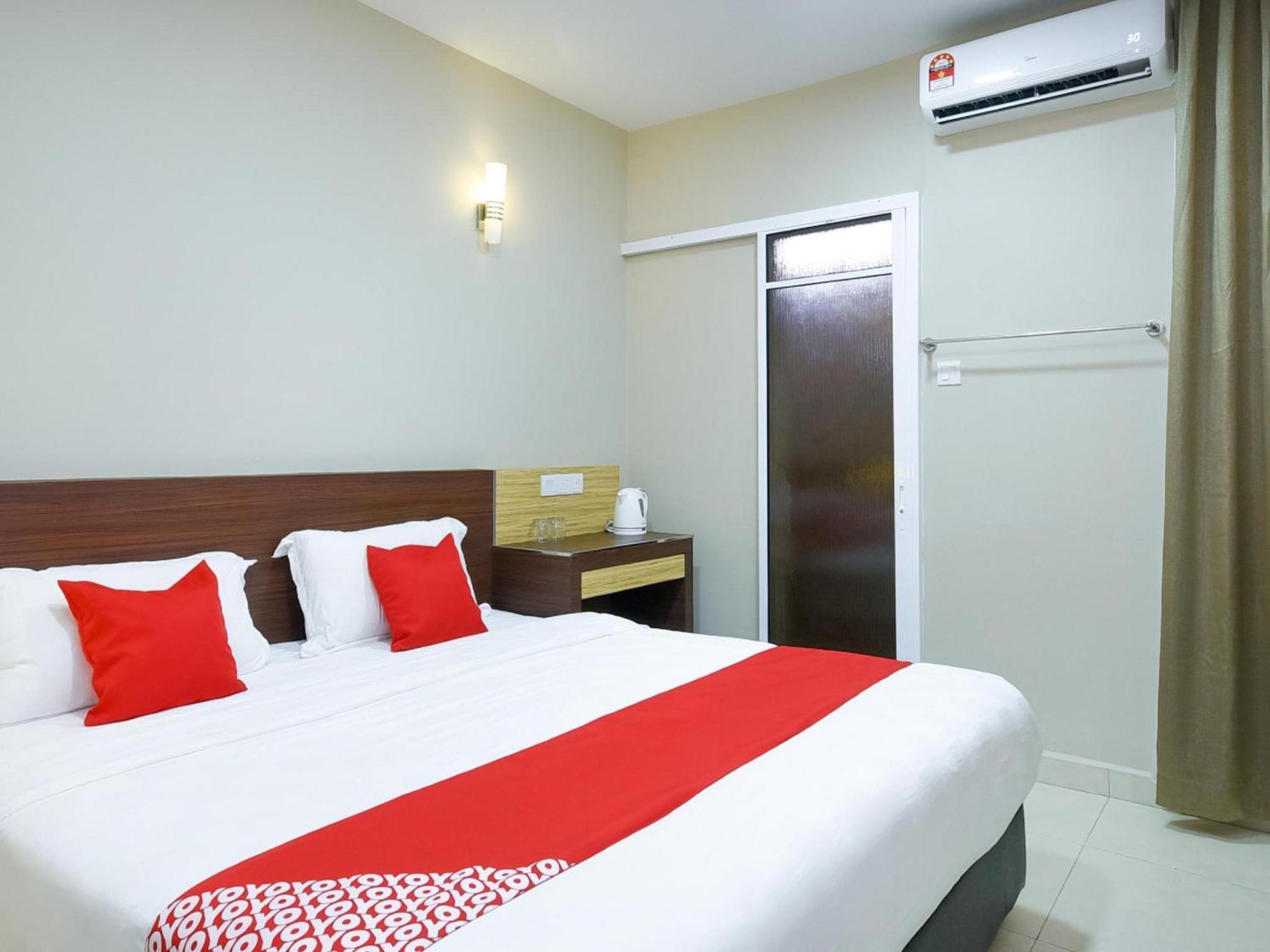 Oyo 1023 La Mirina Boutique Inn מראה חיצוני תמונה